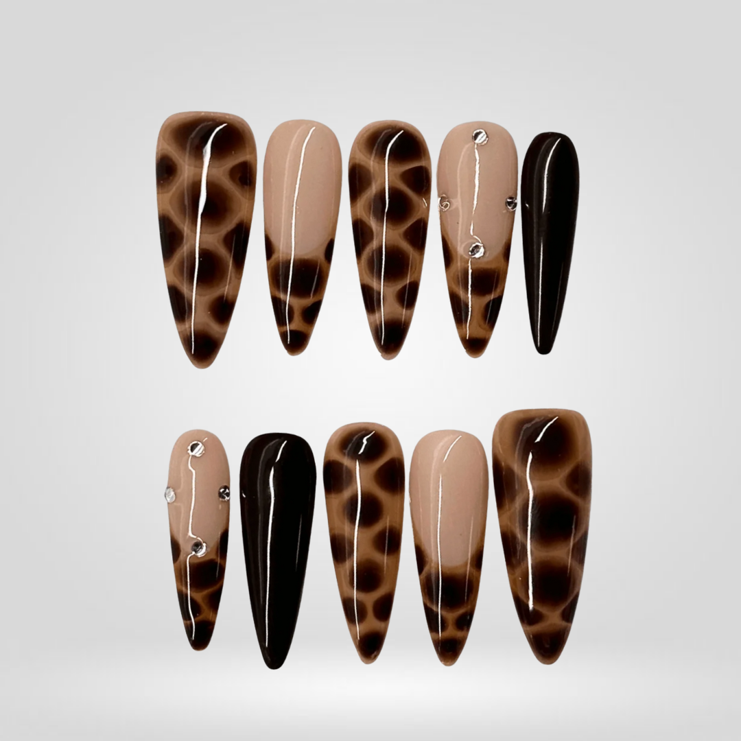 Cocoa Shell press-on nails