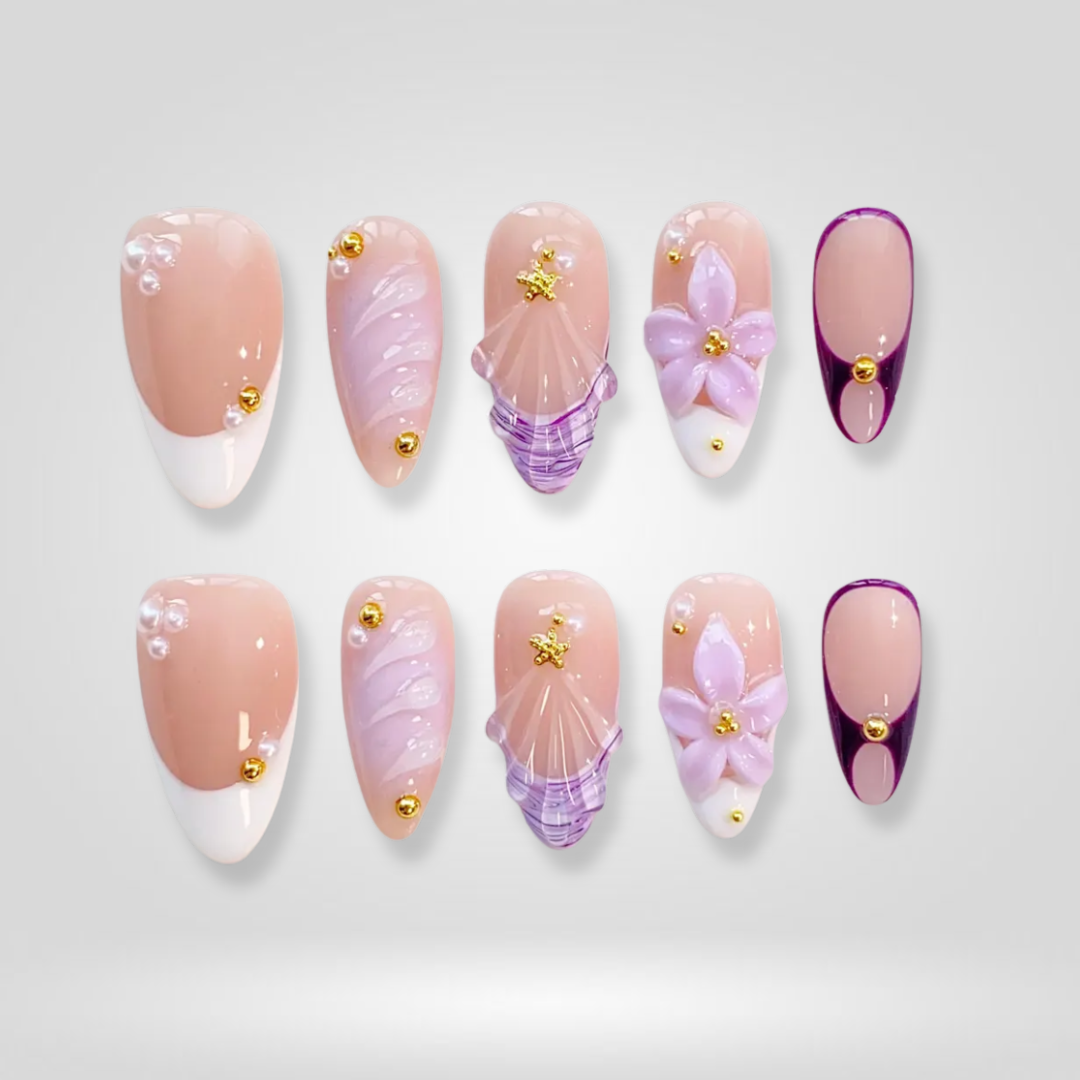 Golden Lily press-on nails