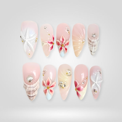 Seaside Muse press-on nails