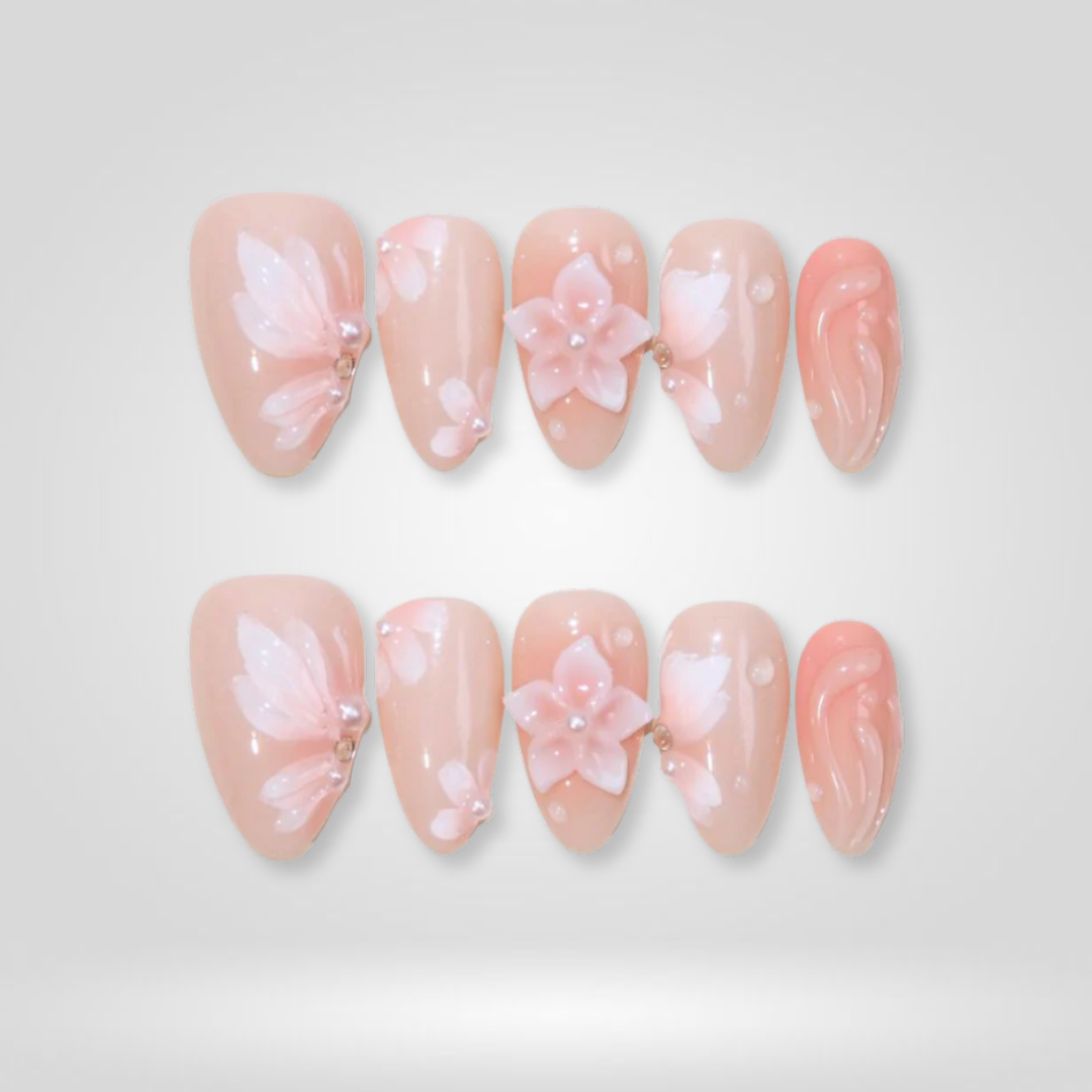 Petal Glowy press-on nails