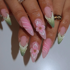 Tropical Muse