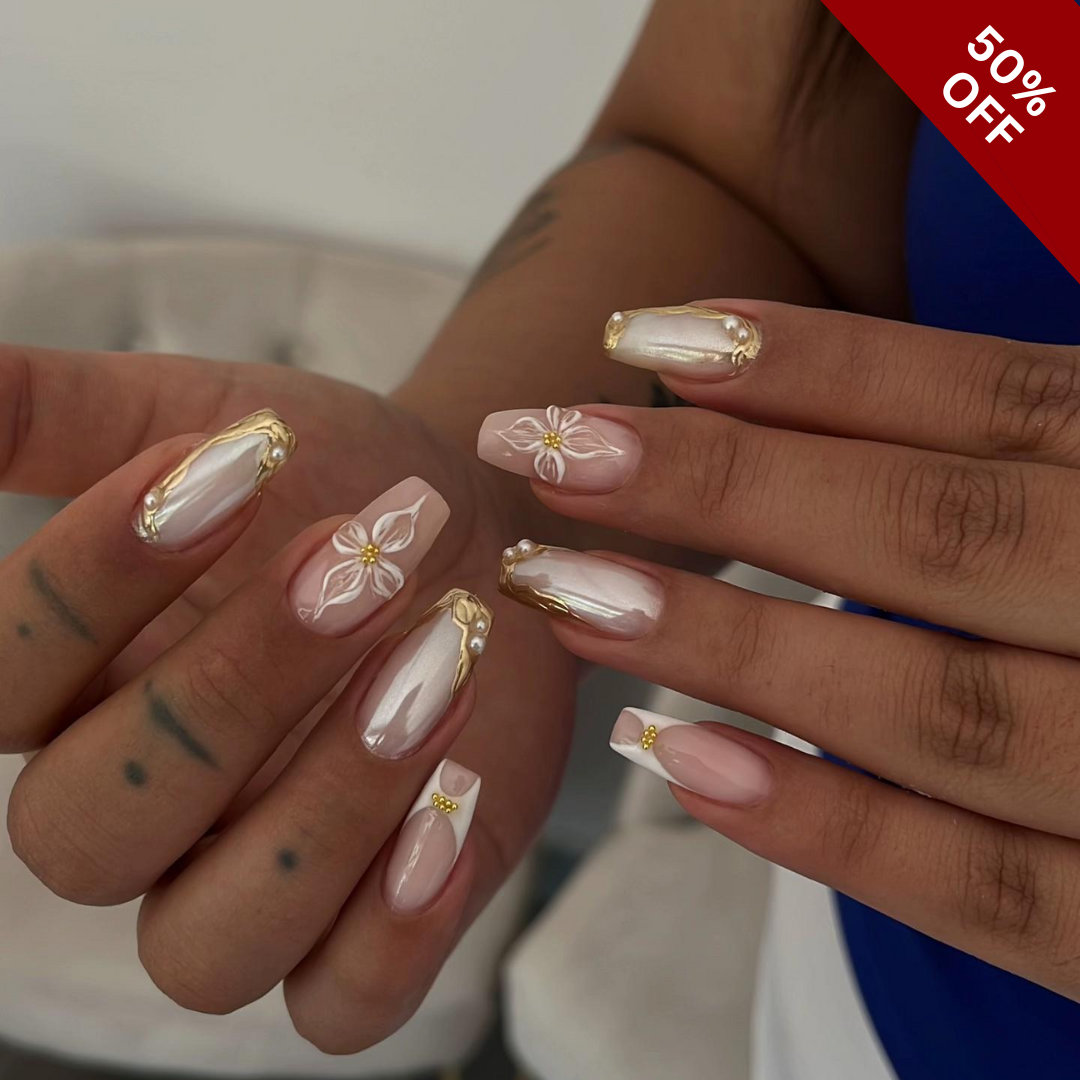 Golden Whisper press-on nails