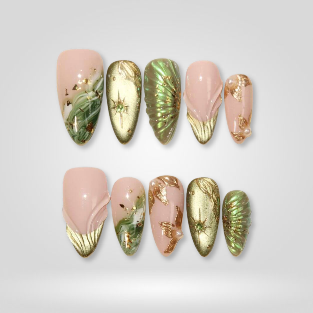 Dreamy Glow press-on nails