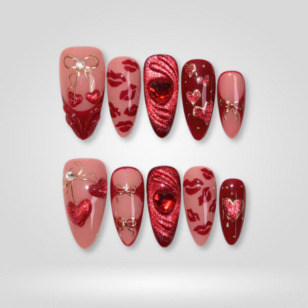 A Kiss to Remember press-on nails